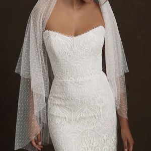 Twigs & Honey Point D'Esprit Wedding Veil - Gold Plated Comb Anthropologie BHLDN